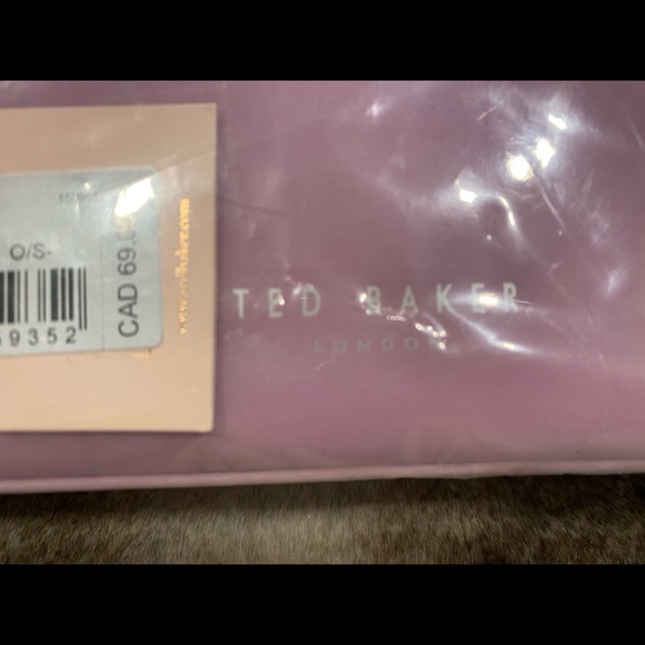 Ted Baker makeup bag - Picture 3 of 3